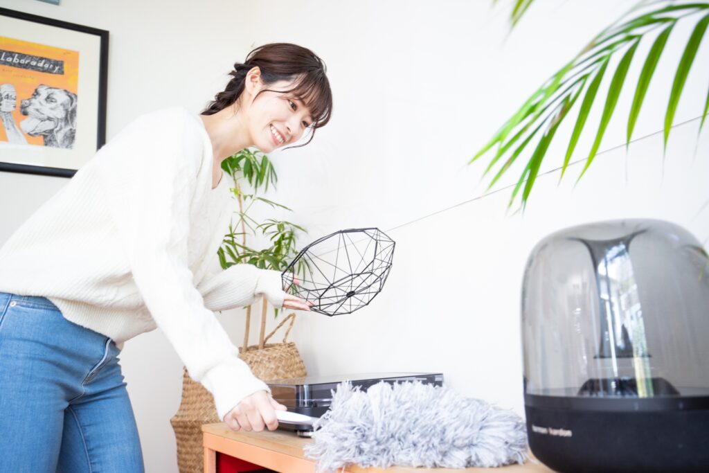 壁、照明の掃除方法。梅雨時期も気分をあげていきましょう(^^♪