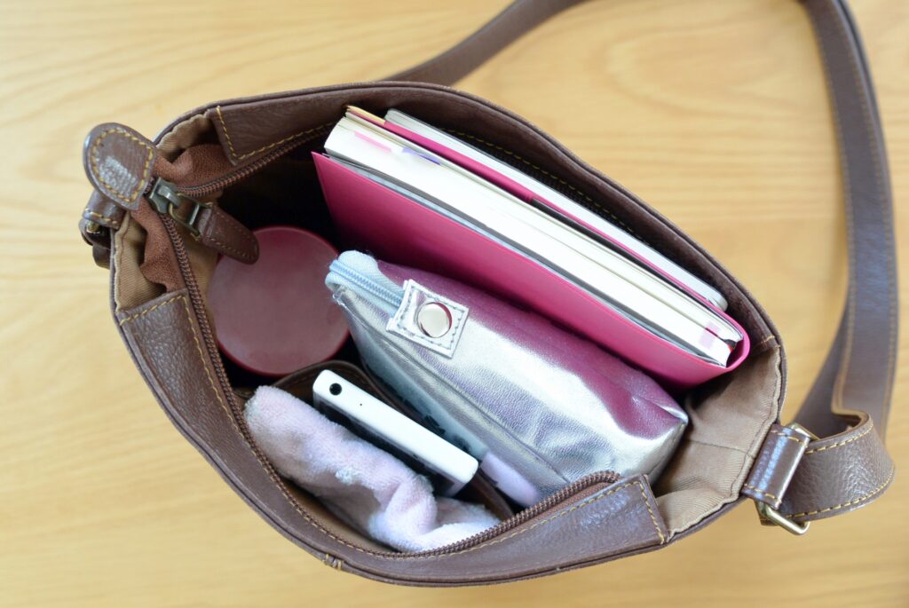 バッグから必要なものがさっと出てくる!毎日が快適になるカバン整理術
