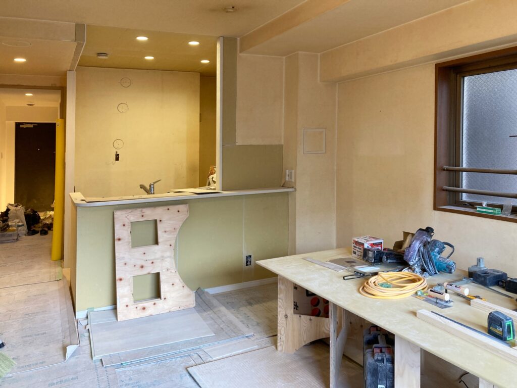 引越し前ハウスクリーニングは「リフォーム後」が正解｜中古住宅の入居前掃除はHappyLifeへ