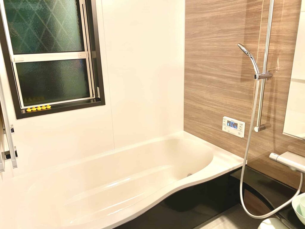 お風呂のピンクぬめり掃除【箕面市】梅雨前に簡単キレイにする方法