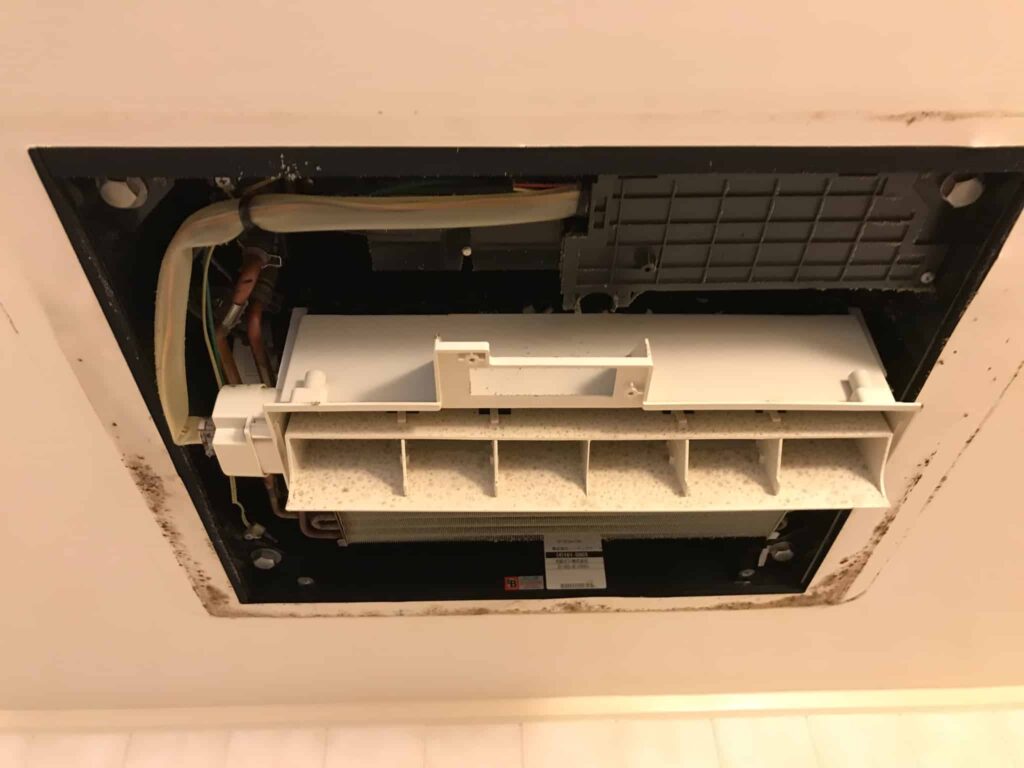 お風呂のピンクぬめり掃除【箕面市】梅雨前に簡単キレイにする方法